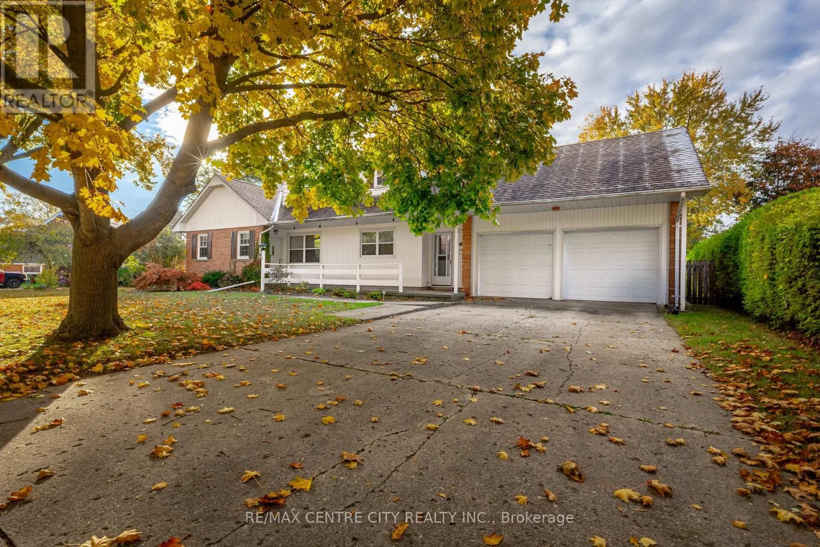 House for rent: 3 Gliddon Avenue, St. Thomas, Ontario N5R 1G3