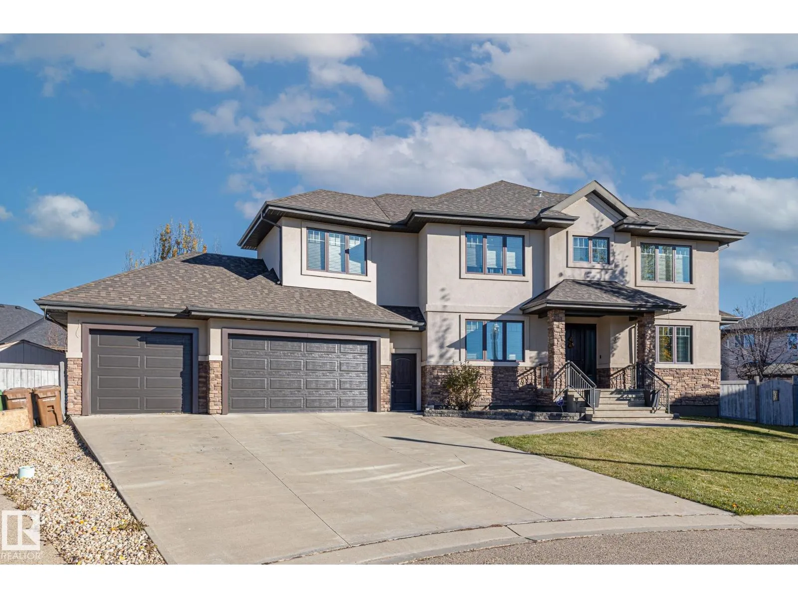 House for rent: 3 Larissa Co, St. Albert, Alberta T8N 3V7