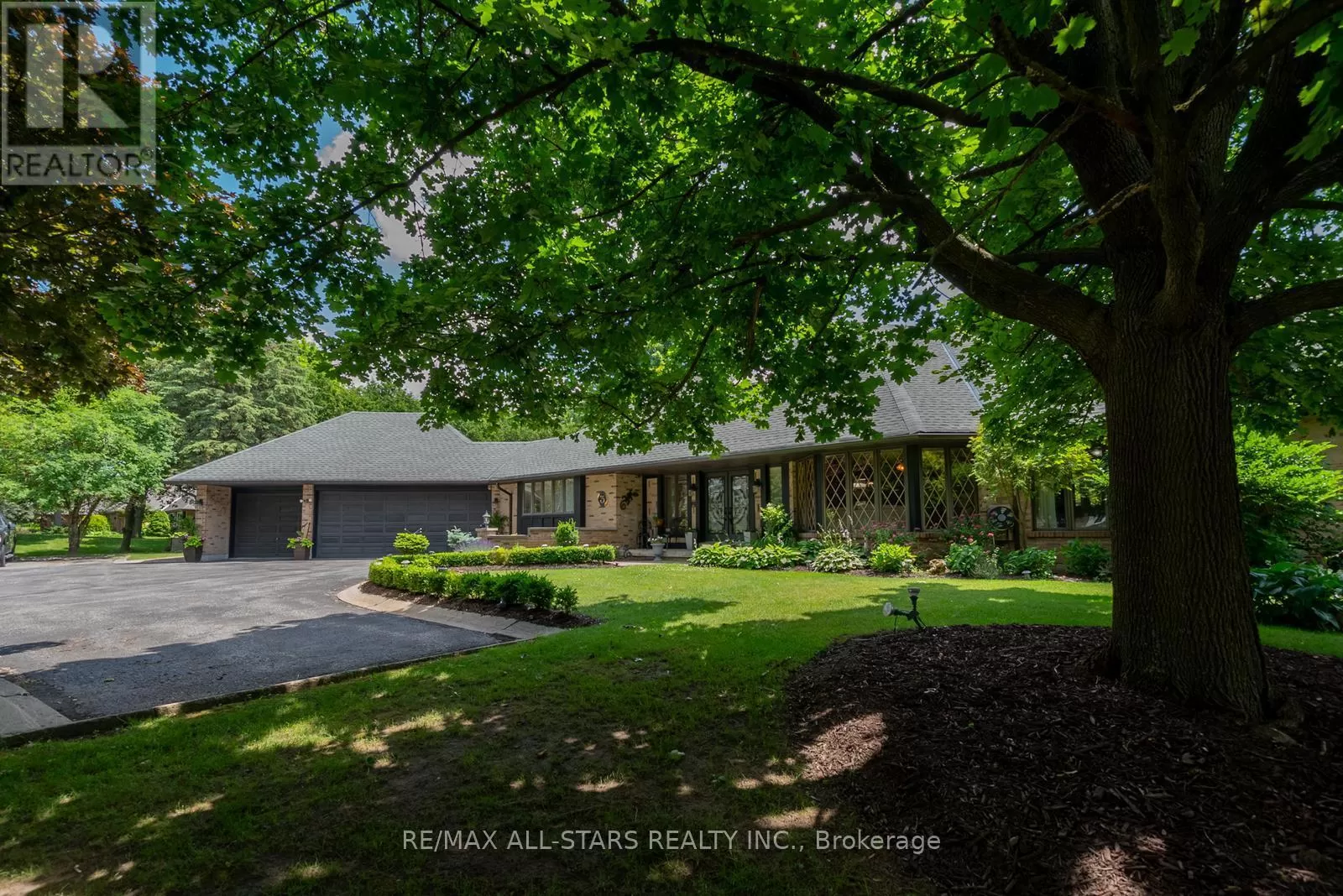 House for rent: 3 Marilyn Avenue, Whitchurch-Stouffville, Ontario L4A 2C8