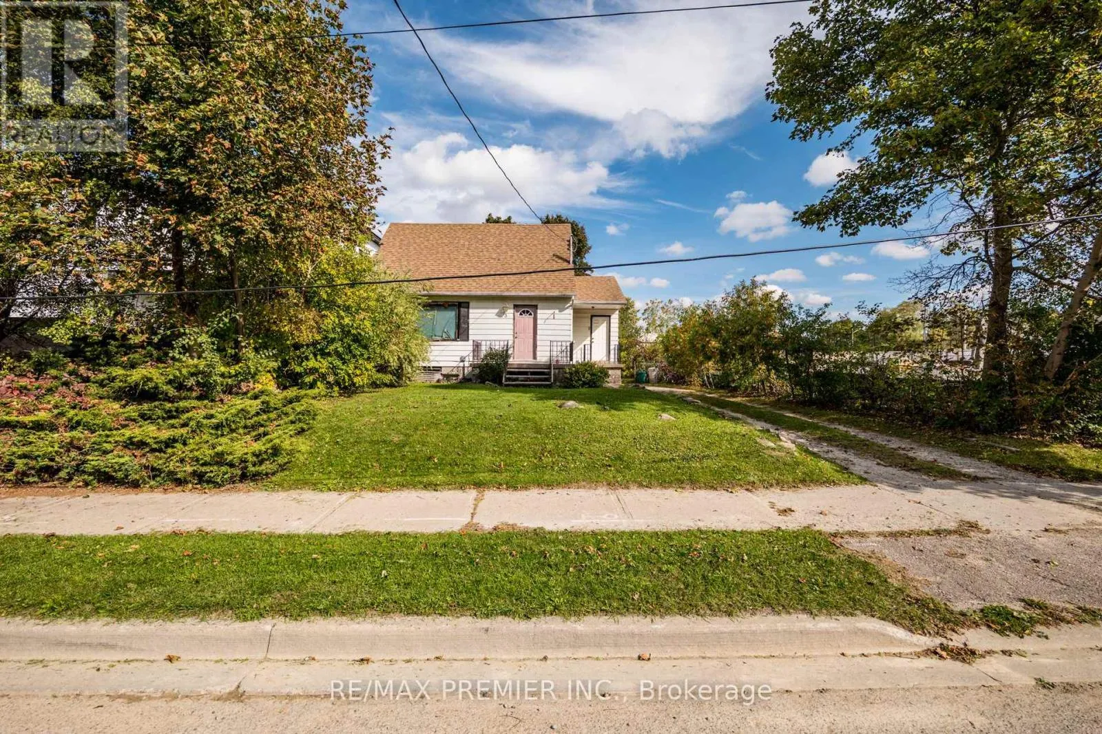 House for rent: 3 Parker Avenue, Richmond Hill, Ontario L4E 2W4