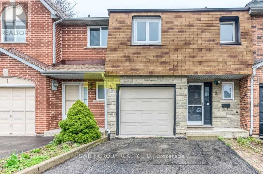 Row / Townhouse for rent: 3 Perthshire Court, Hamilton, Ontario L9K 1R6