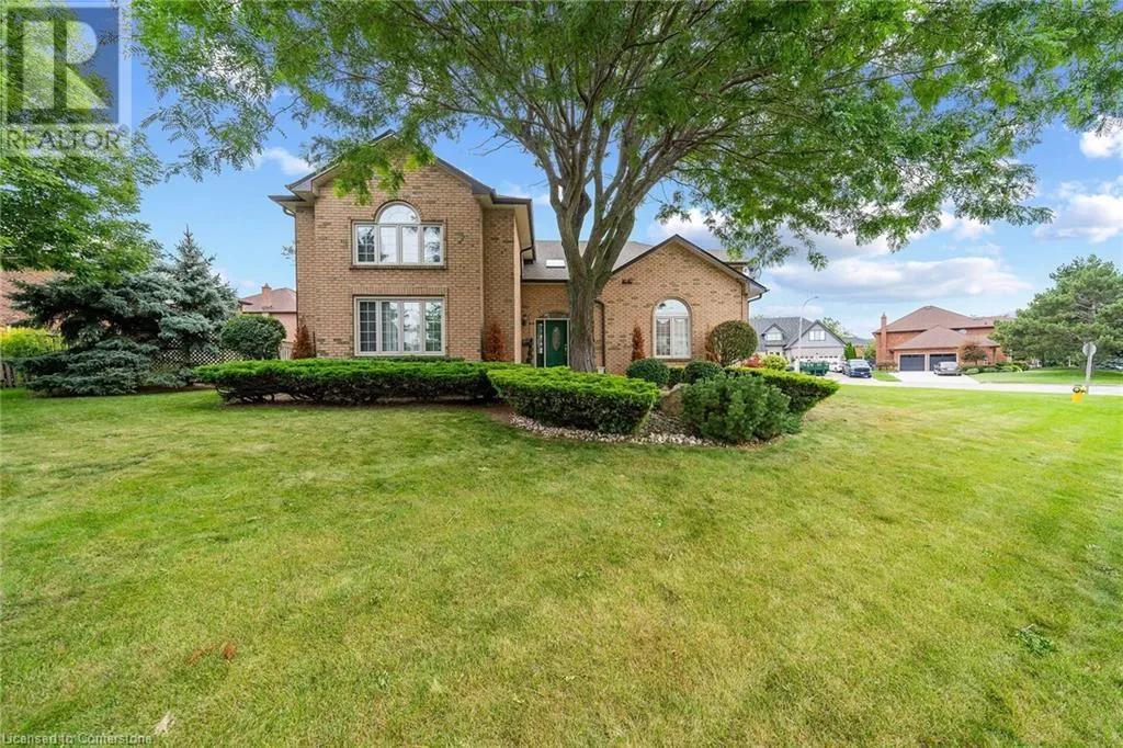 House for rent: 3 Shoreline Crescent, Grimsby, Ontario L3M 5B1