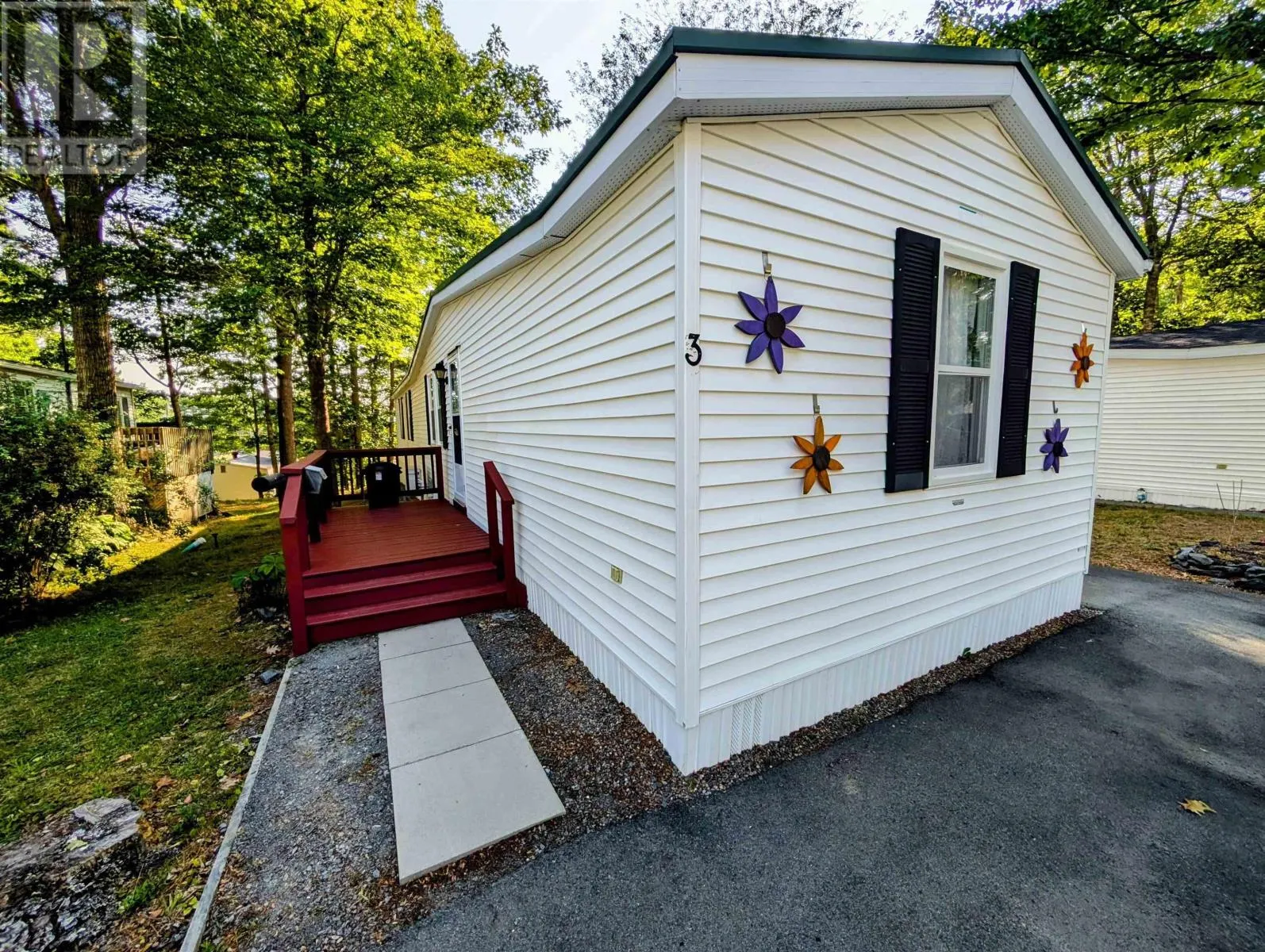 Mobile Home for rent: 3 Summer Crescent, Bridgewater, Nova Scotia B4V 3P4