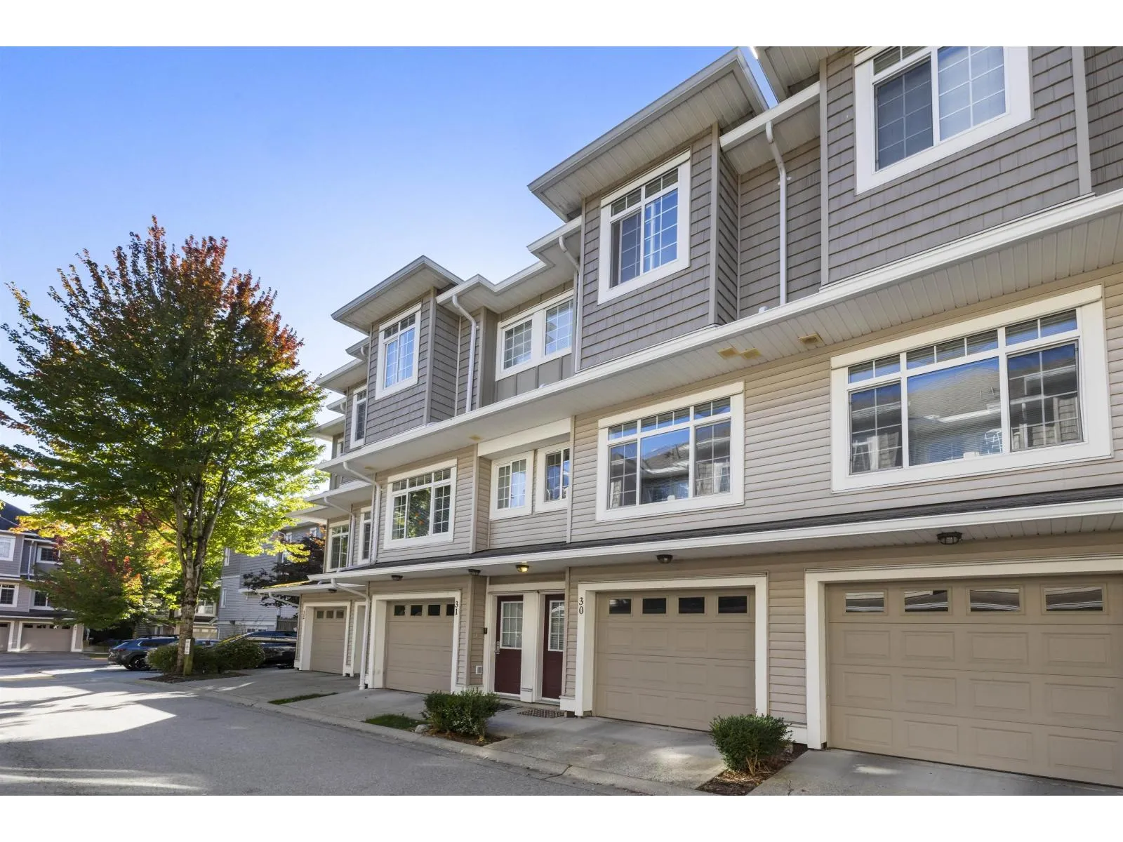 Row / Townhouse for rent: 30 6852 193 Street, Surrey, British Columbia V4N 0C8