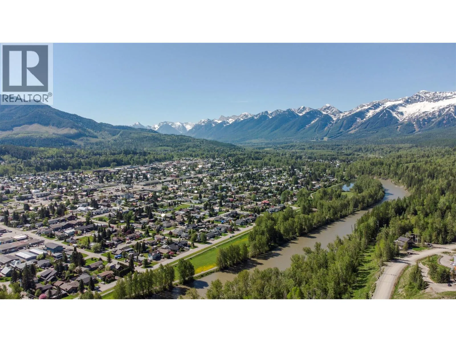 Other for rent: 30 Aspen Crescent, Fernie, British Columbia V0B 1M5
