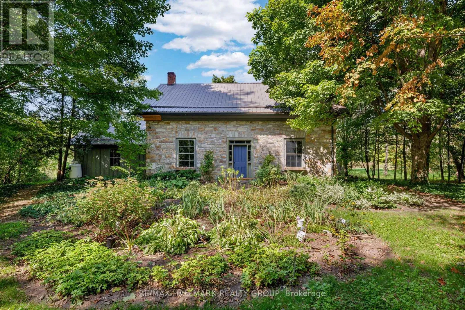 30 Ballycanoe Road, Front of Yonge, Ontario K0E 1R0