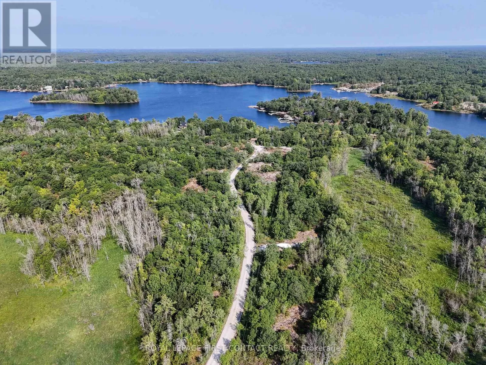 30 Birch Acres Drive, Georgian Bay, Ontario L0K 1S0