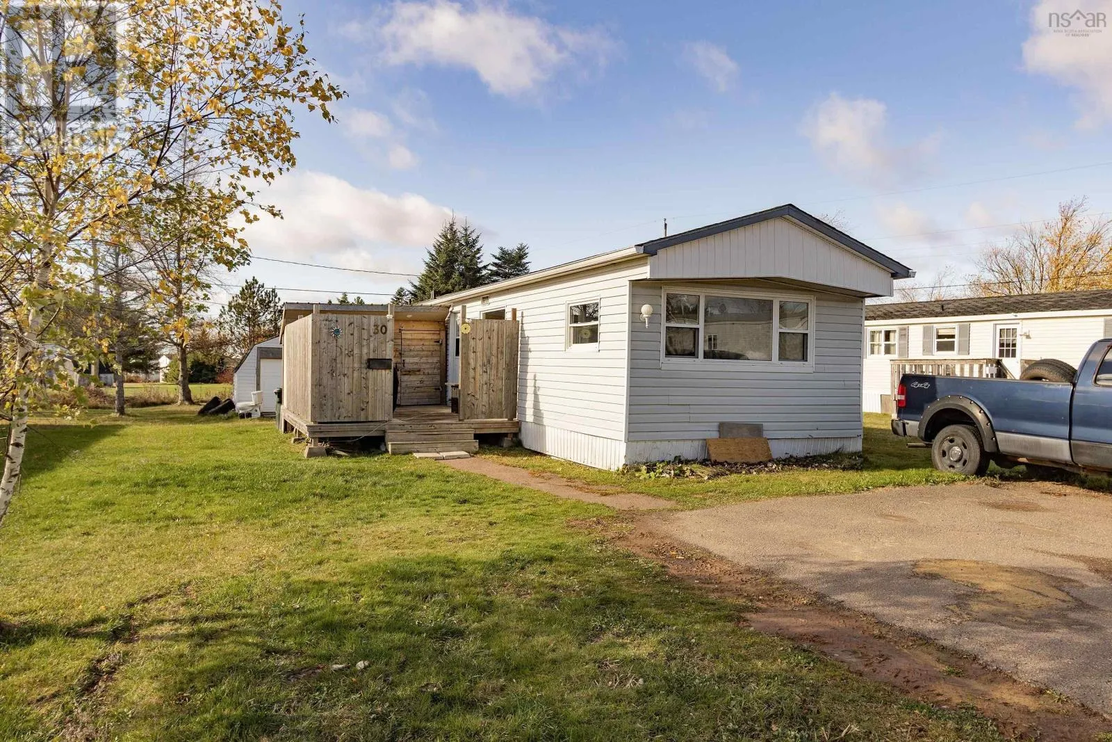 Mobile Home for rent: 30 Brentwood Estates, Amherst, Nova Scotia B4H 4G6