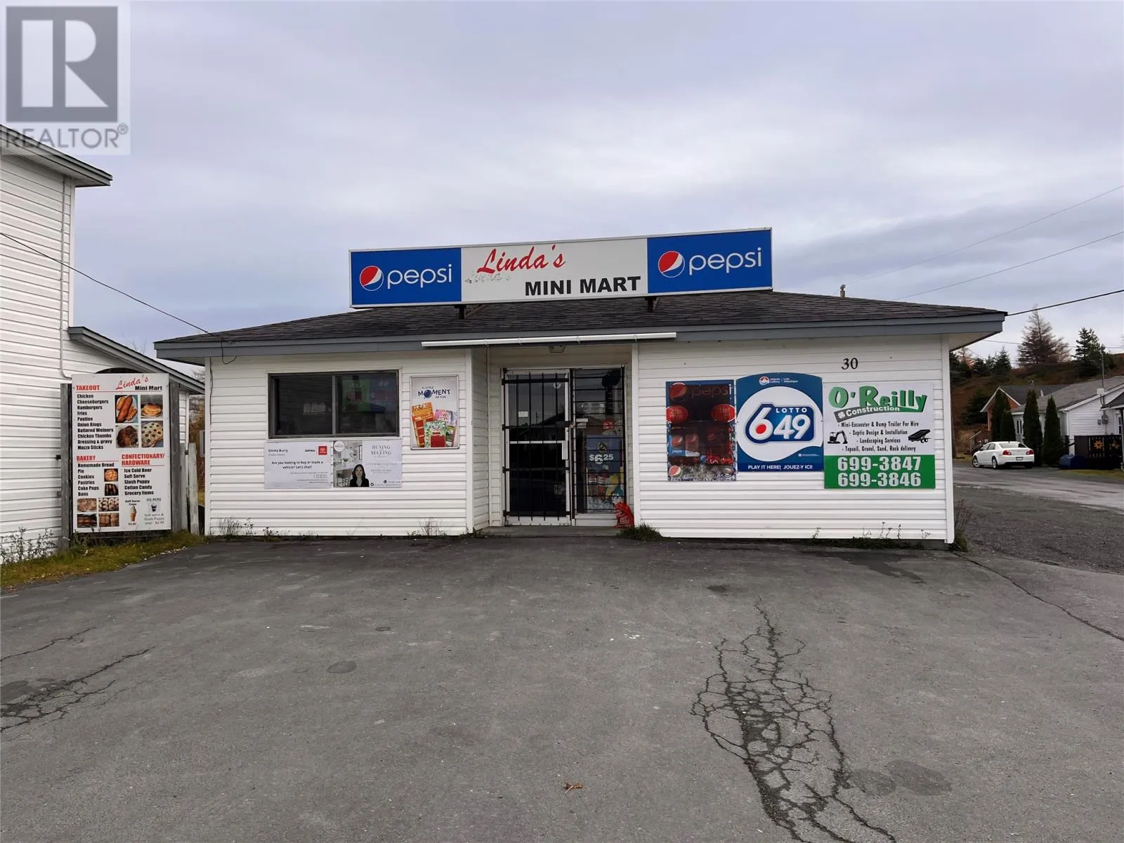Retail for rent: 30 Brigus Road, Whitbourne, Newfoundland & Labrador A0B 3K0