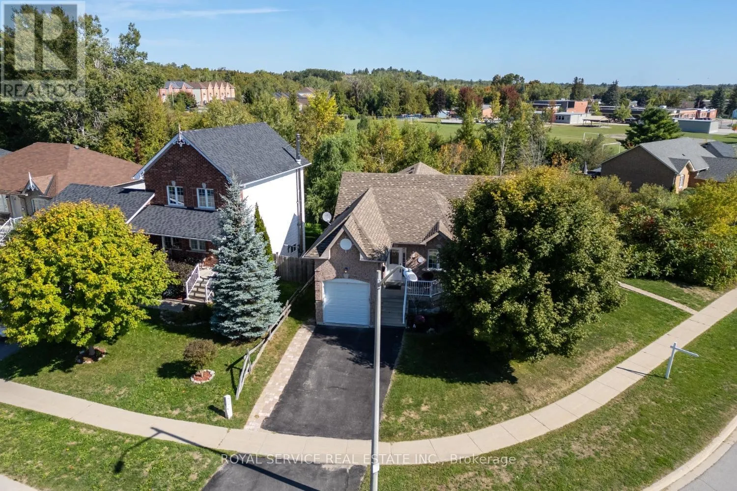 House for rent: 30 Brookside Street, Cavan Monaghan, Ontario L0A 1G0