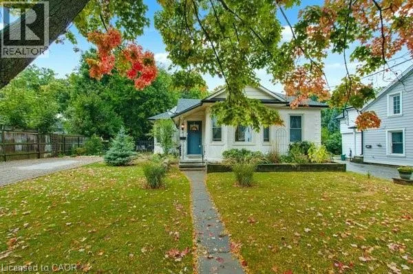 House for rent: 30 Dumfries Street, Cambridge, Ontario N1S 1Y7