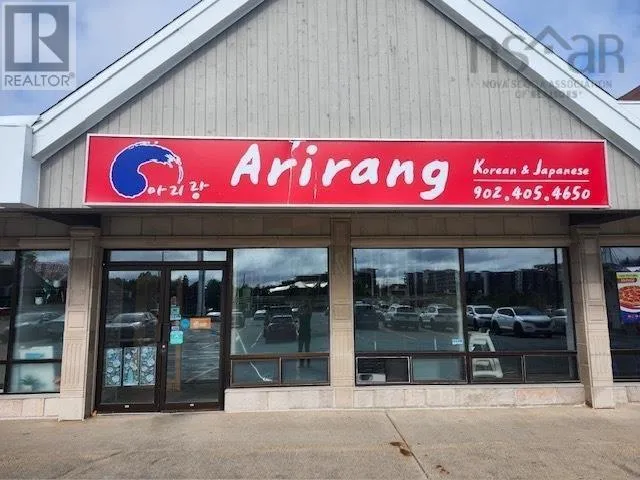 30 Farnham Gate Road, Halifax, Nova Scotia B3M 3W8