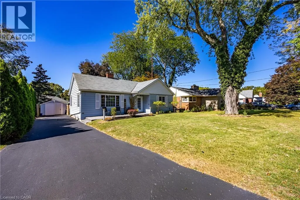 House for rent: 30 Gibson Drive, Simcoe, Ontario N3Y 3L3