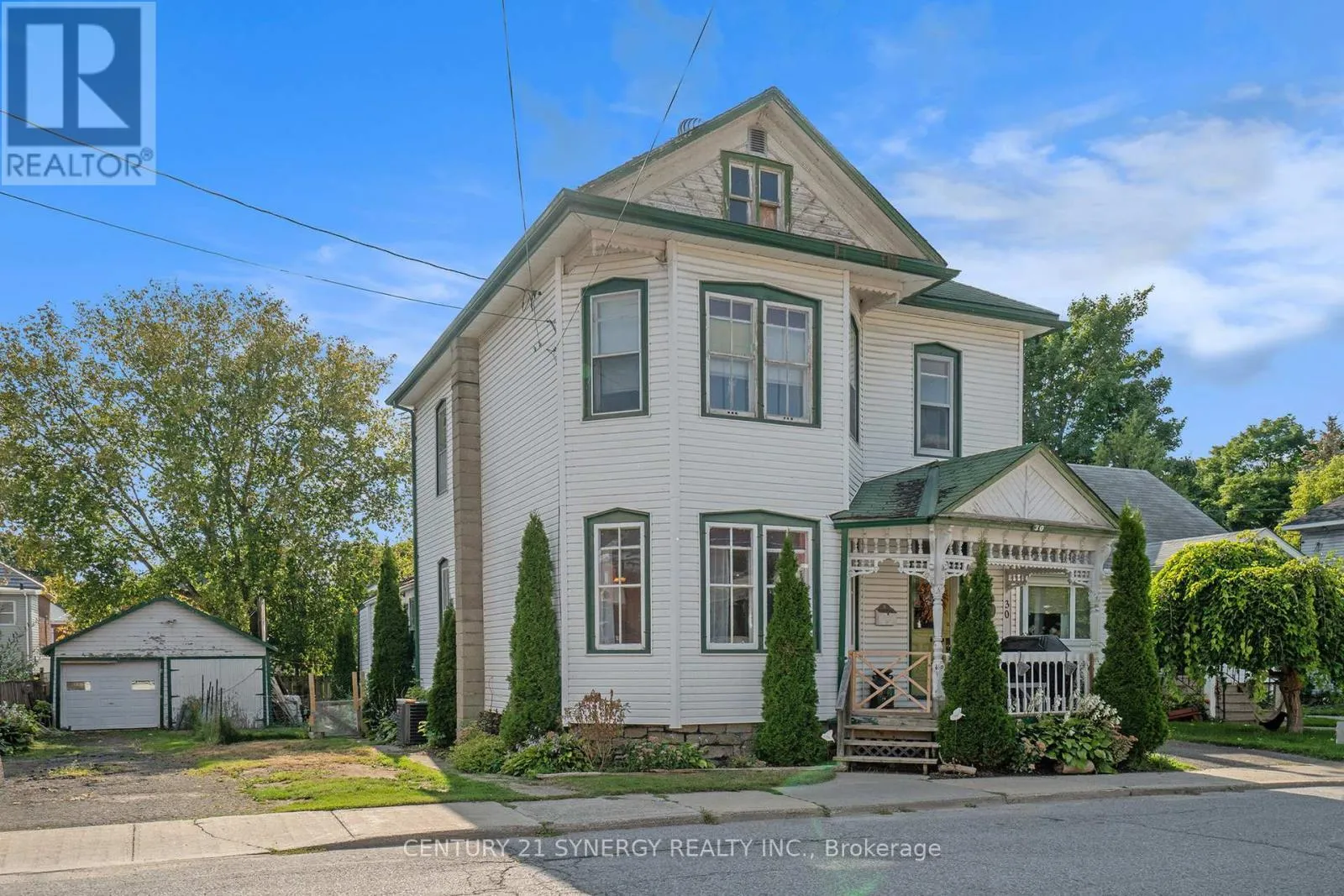 House for rent: 30 Kensington Avenue, Smiths Falls, Ontario K7A 2K5