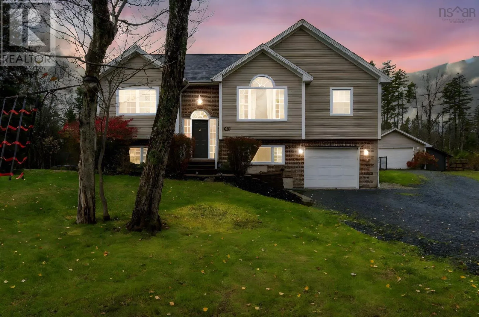 House for rent: 30 Mohawk Street, Hammonds Plains, Nova Scotia B4B 1M7