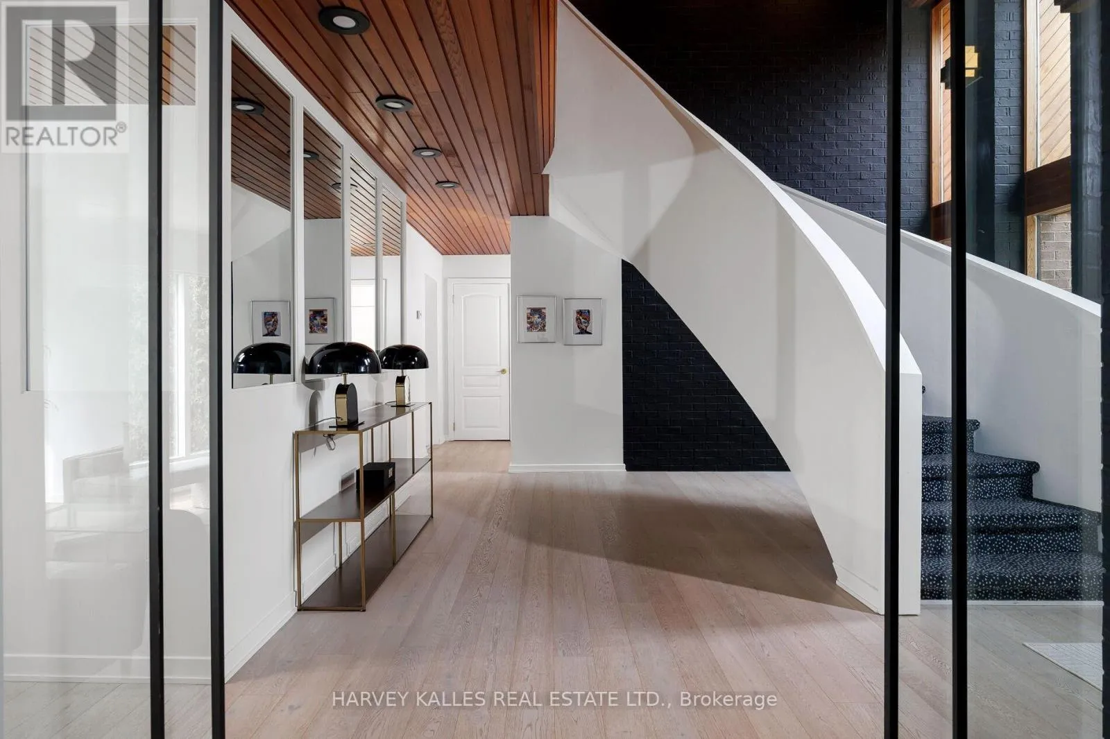 House for rent: 30 Neilor Crescent, Toronto, Ontario M9C 1K4