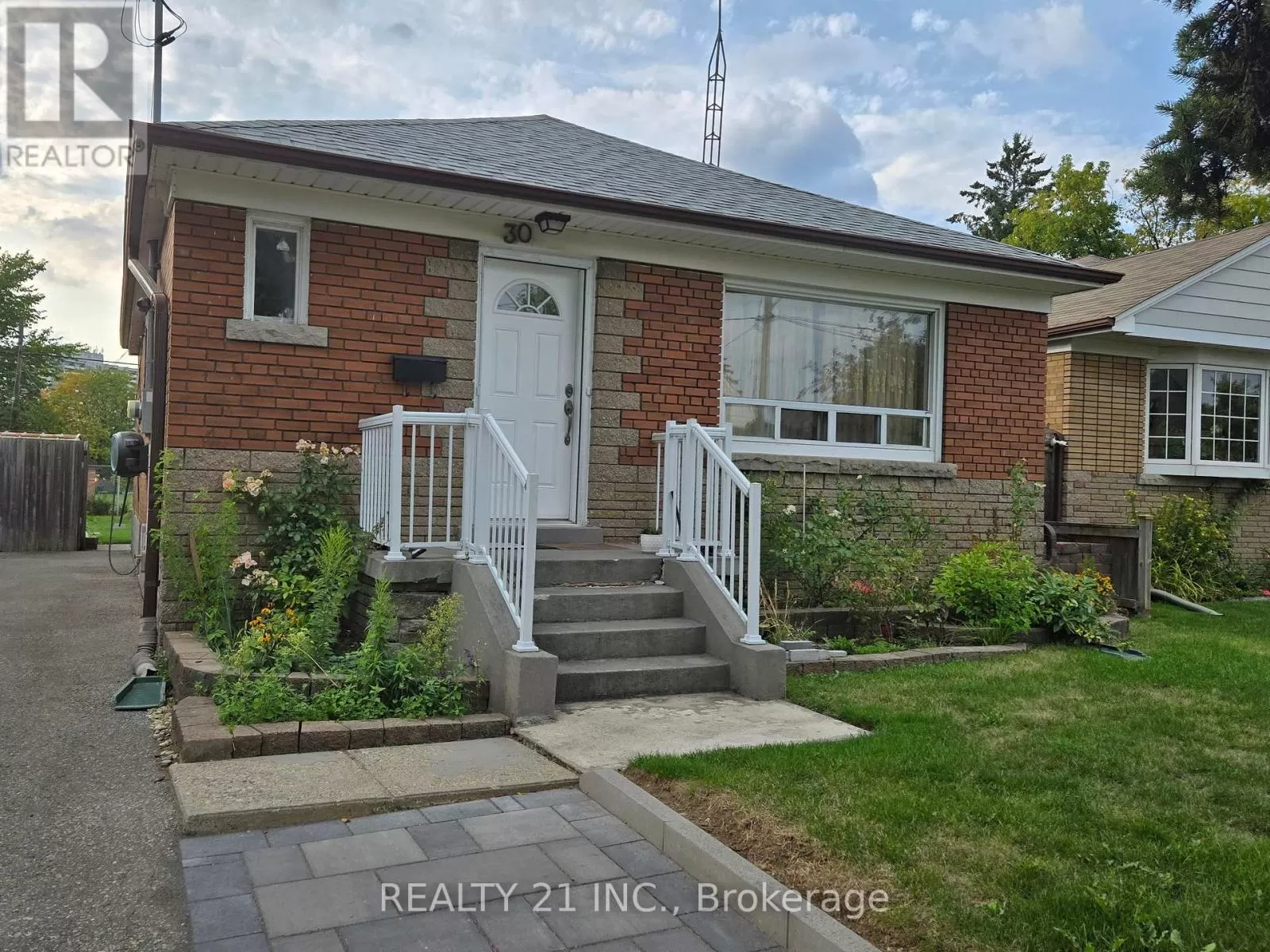 House for rent: 30 Ordway Road, Toronto, Ontario M1K 4J4