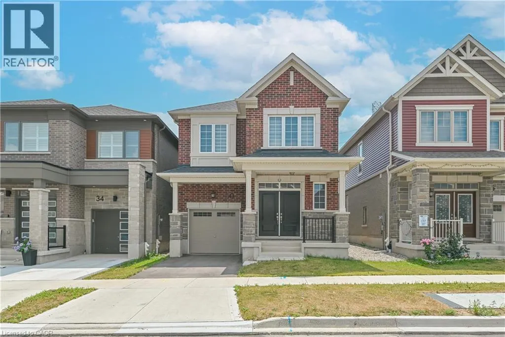 House for rent: 30 Saxony Street, Kitchener, Ontario N2R 0S3