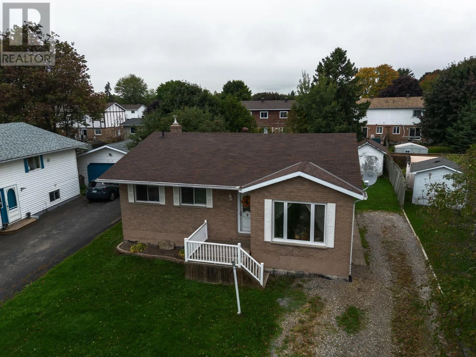 30 Sutton Pl, Sault Ste. Marie, Ontario P6A 6B4