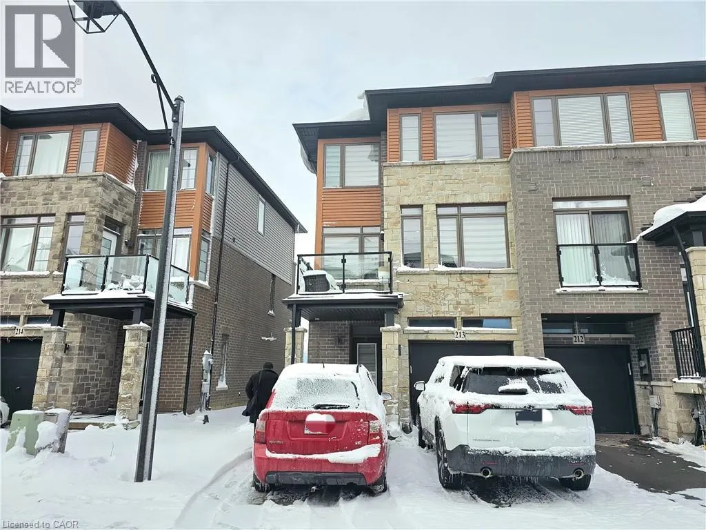 Row / Townhouse for rent: 30 Times Square Boulevard Unit# 213, Stoney Creek, Ontario L8J 0M1