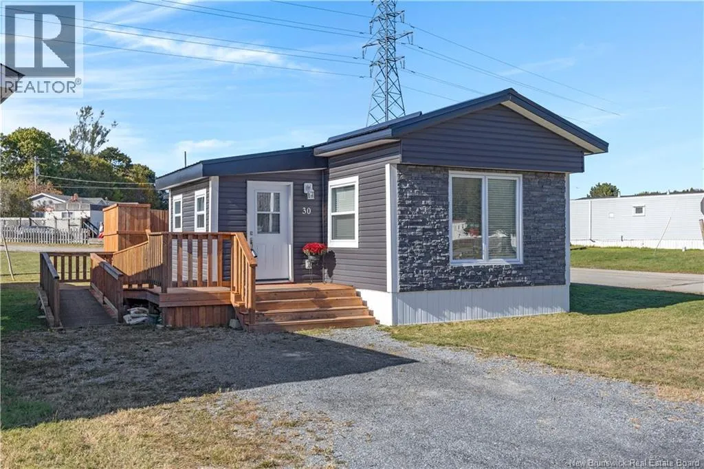 House for rent: 30 Violet Street, Saint John, New Brunswick E2M 5N2