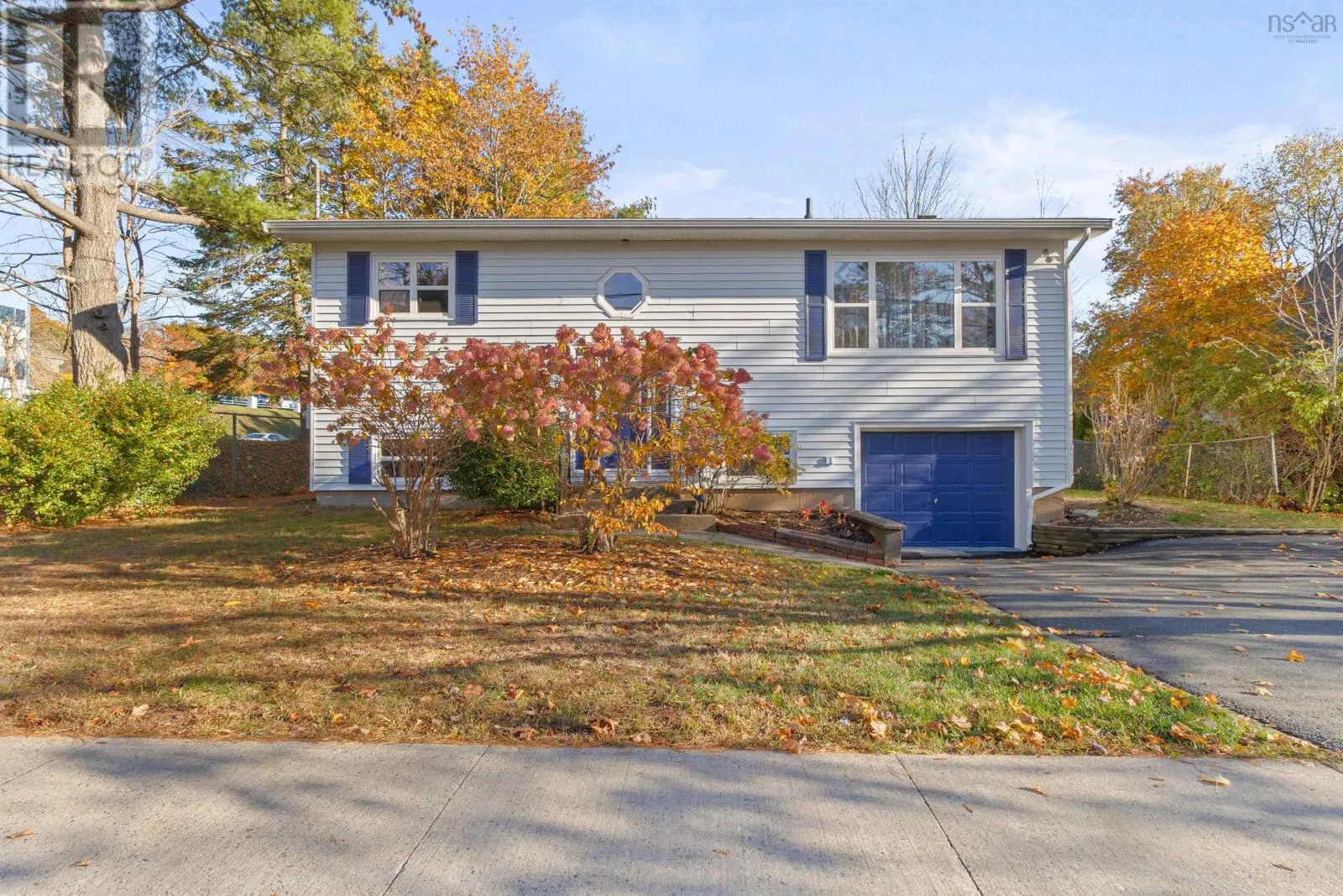 House for rent: 30 Wardour Street, Bedford, Nova Scotia B4A 2H9