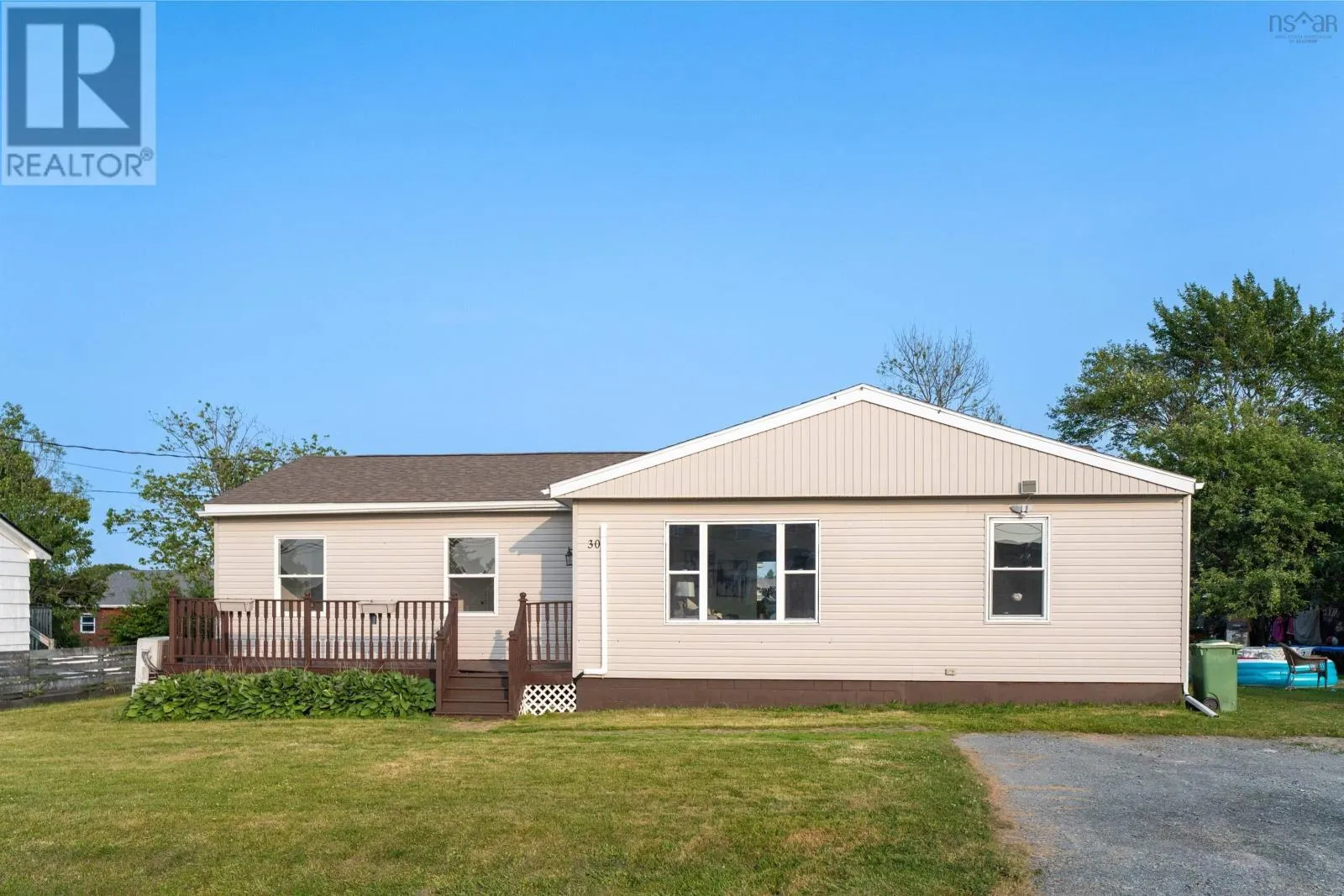 House for rent: 30 Woodcrest Avenue, Halifax, Nova Scotia B3R 1C4