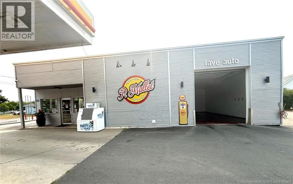 300 1ere Rue (route 113), Shippagan, New Brunswick E8X 1T3