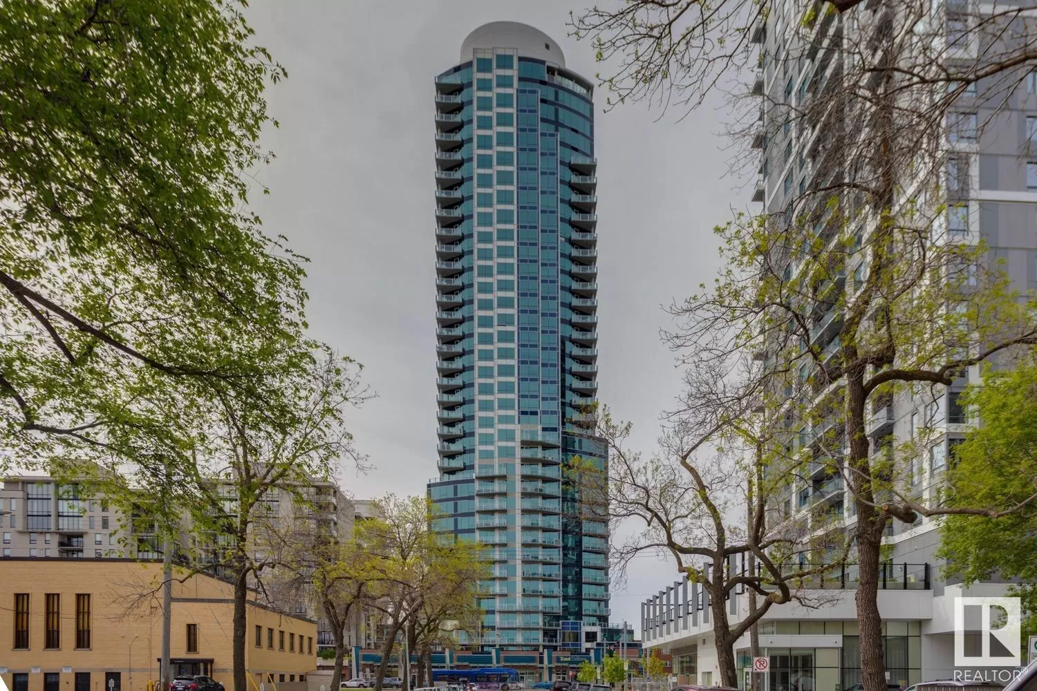 Apartment for rent: #3001 11969 Jasper Av Nw, Edmonton, Alberta T5K 0P1