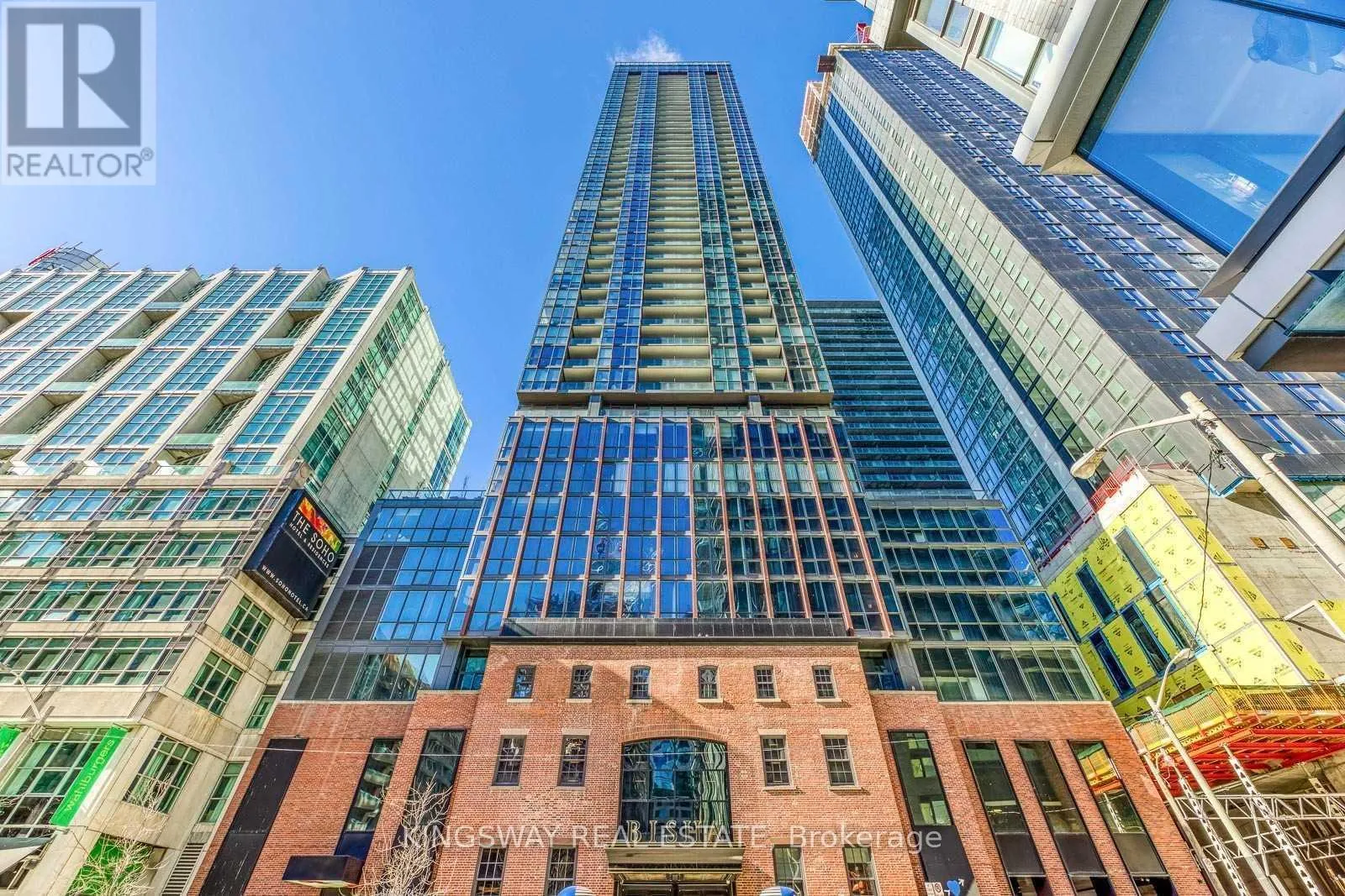 Apartment for rent: 3001 - 88 Blue Jays Way, Toronto, Ontario M5V 0L7