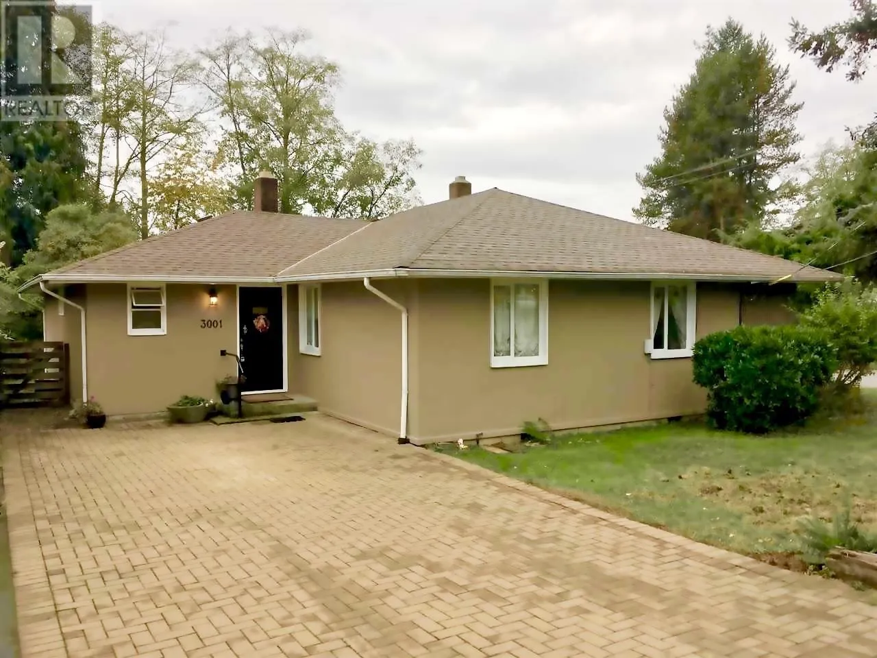 House for rent: 3001 Paisley Road, North Vancouver, British Columbia V7R 1C7