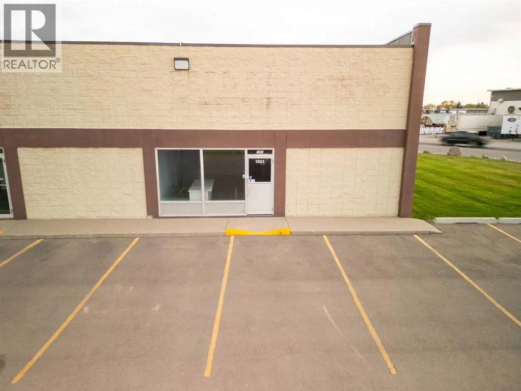 3002 2 Avenue N, Lethbridge, Alberta T1H 0C6