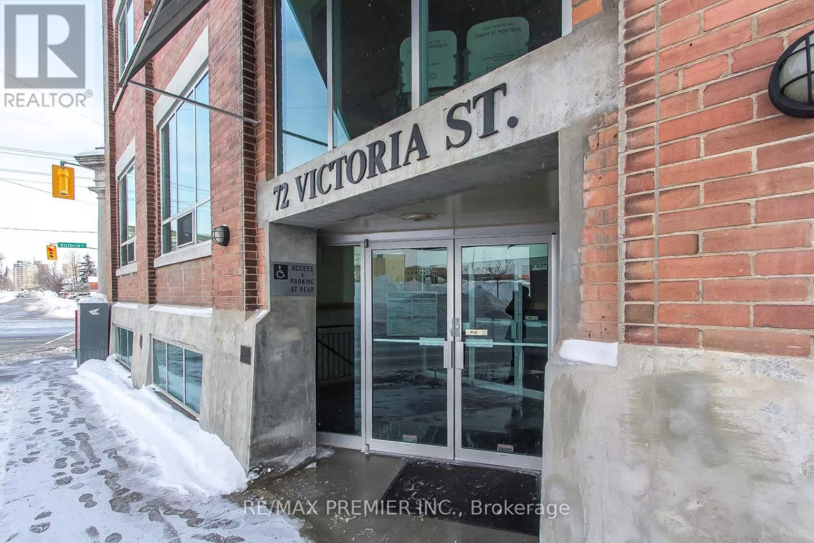 Offices for rent: 300-26 - 72 Victoria Street S, Kitchener, Ontario N2G 4Y9