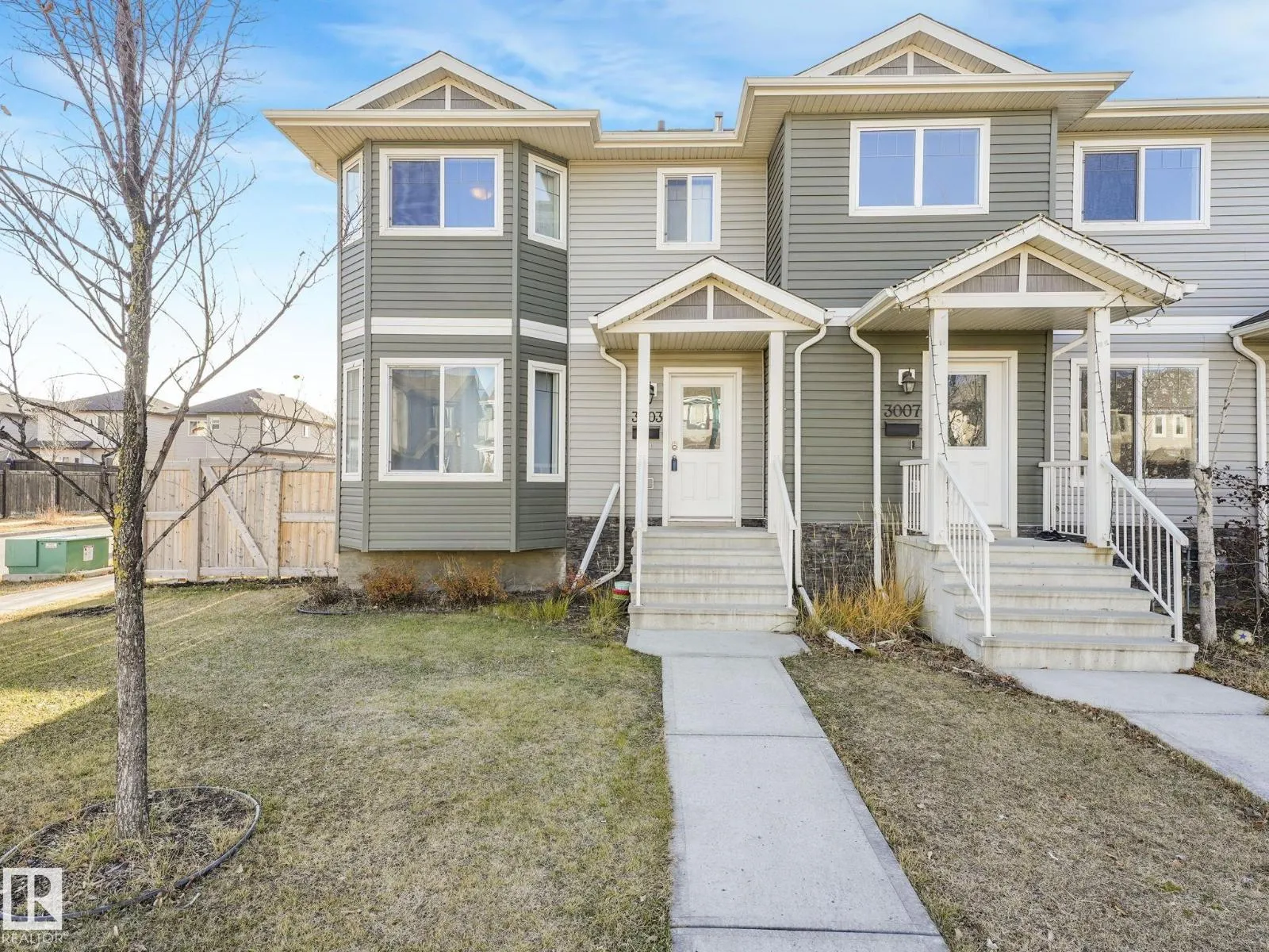 Row / Townhouse for rent: 3003 16 Av Nw, Edmonton, Alberta T6T 0T9