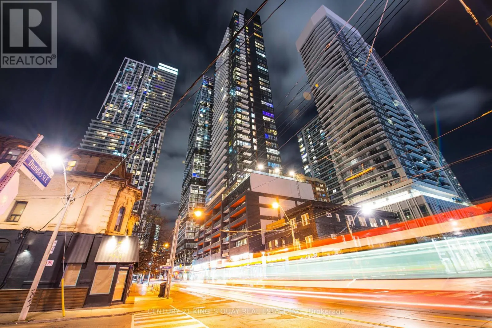 Apartment for rent: 3007 - 159 Dundas Street E, Toronto, Ontario M5B 0A9