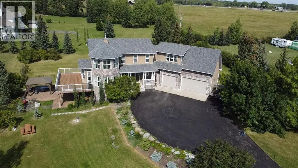 House for rent: 30070 Township Road 254, Rural Rocky View County, Alberta T3L 2P7