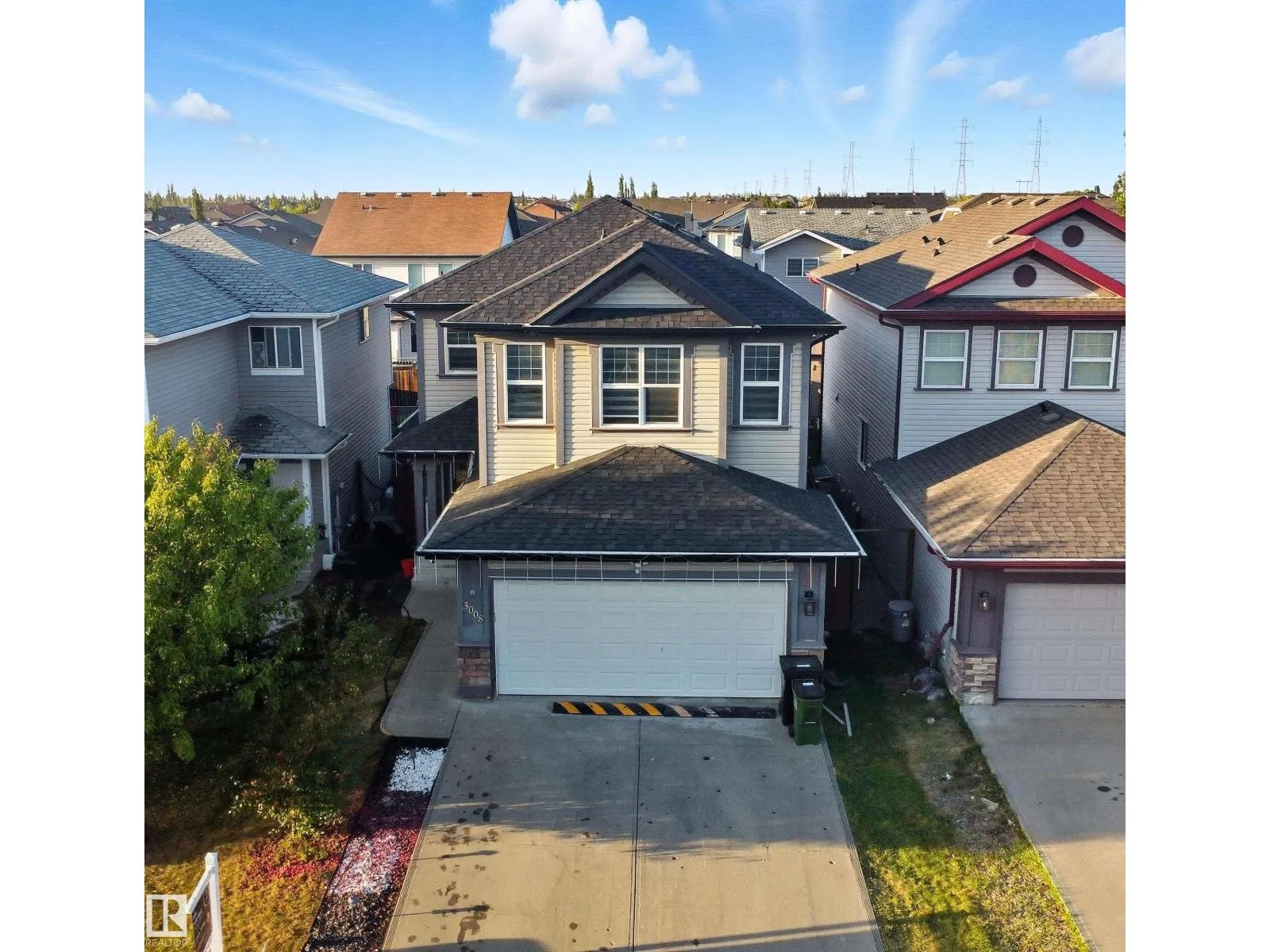 House for rent: 3008 24 Av Nw, Edmonton, Alberta T6T 0G7