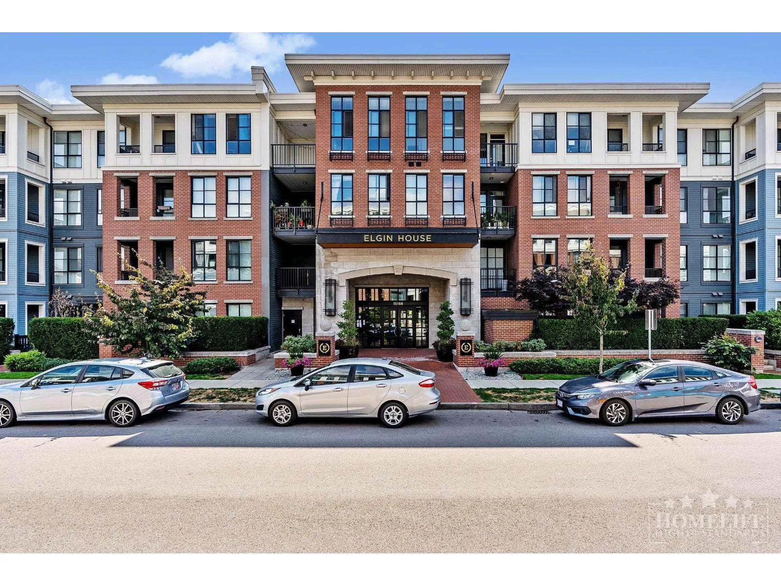 Apartment for rent: 301 15168 33 Avenue, Surrey, British Columbia V3Z 0N7