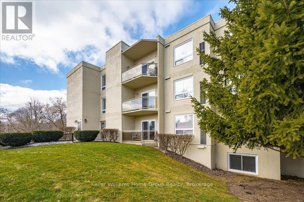 Apartment for rent: 301 - 245 Queen Street W, Centre Wellington, Ontario N1M 3R6