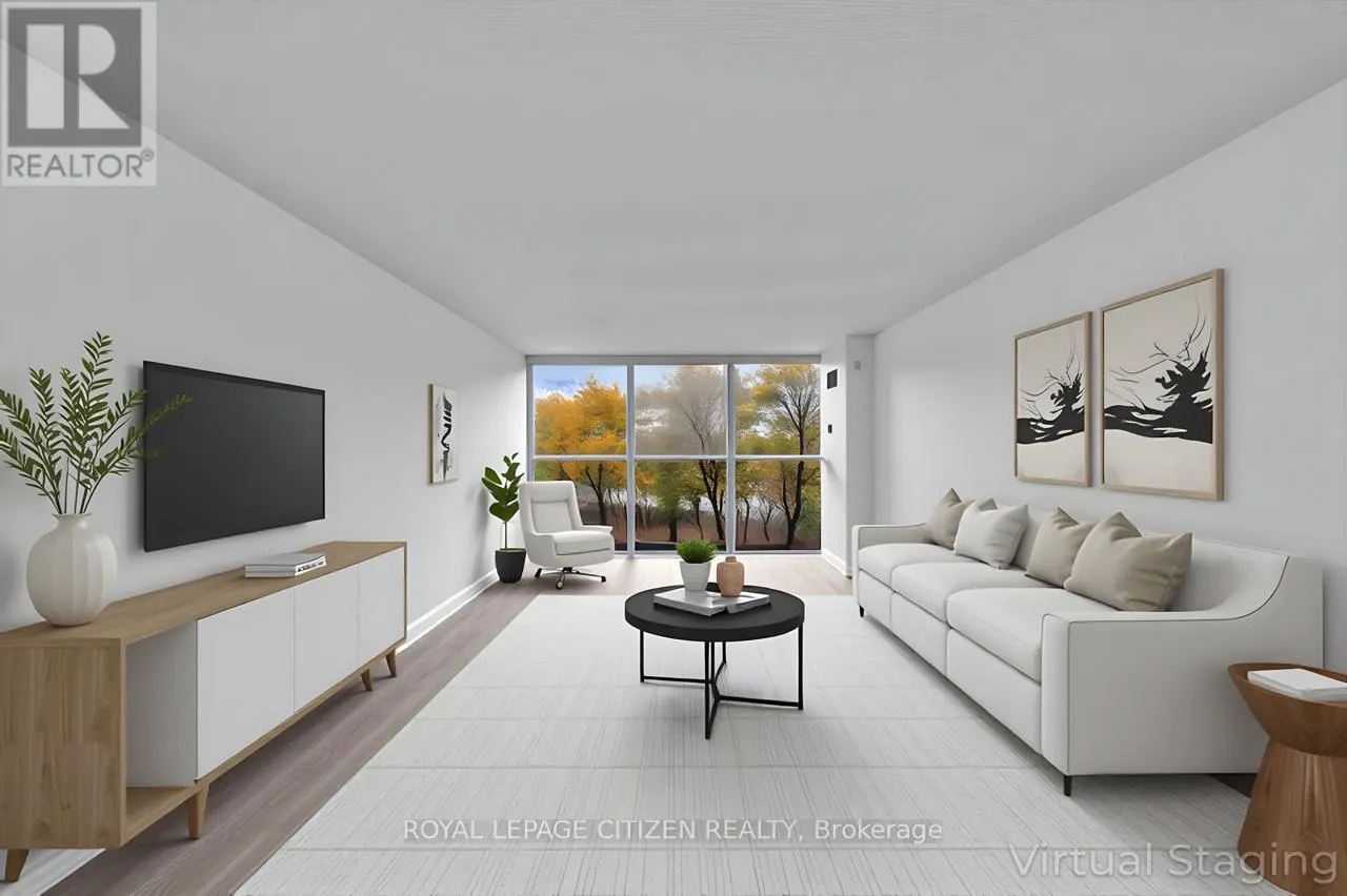 Apartment for rent: 301 - 4205 Shipp Drive, Mississauga, Ontario L4Z 2Y9