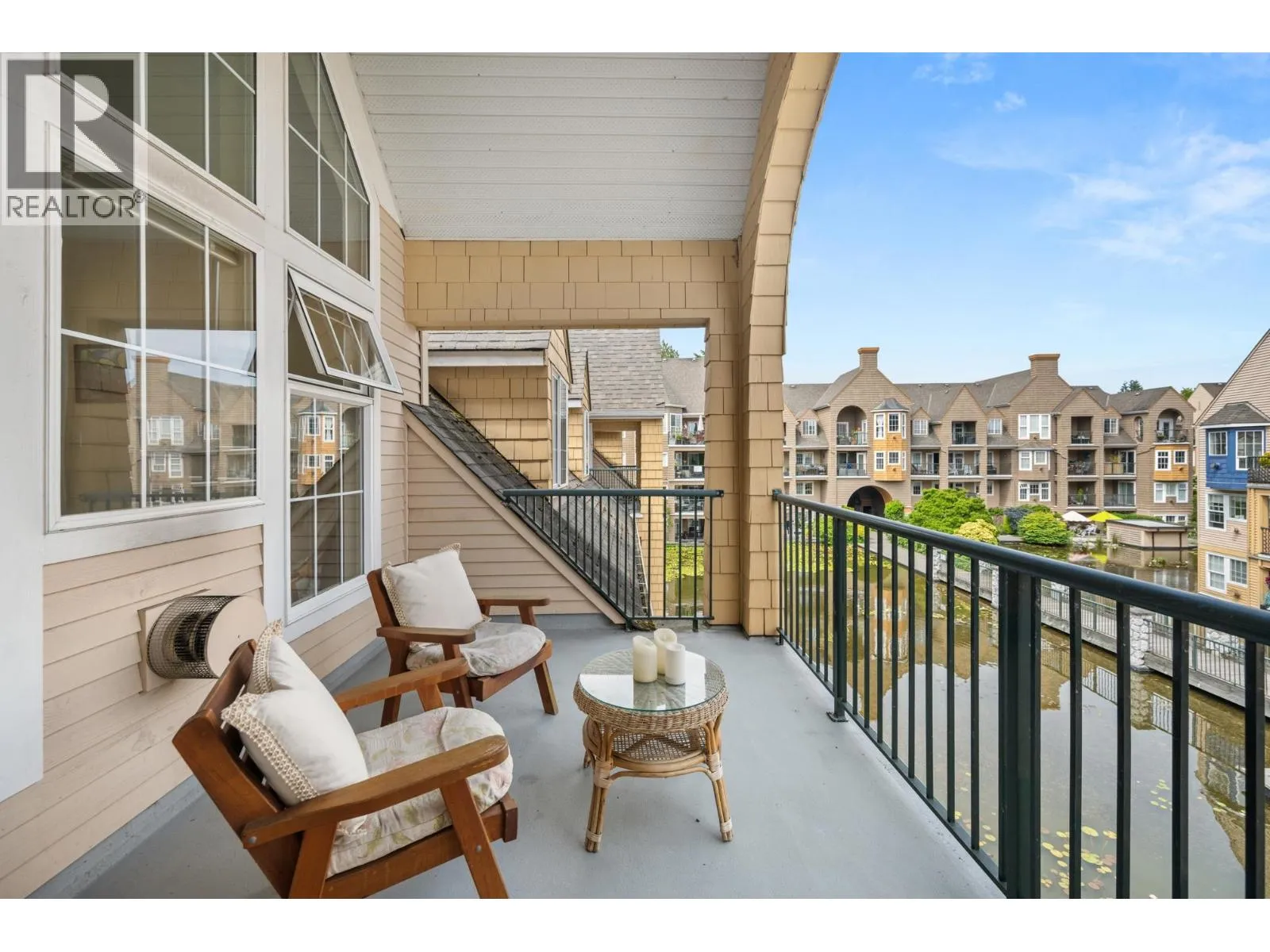 Apartment for rent: 301 5555 13a Avenue, Tsawwassen, British Columbia V4M 2E7