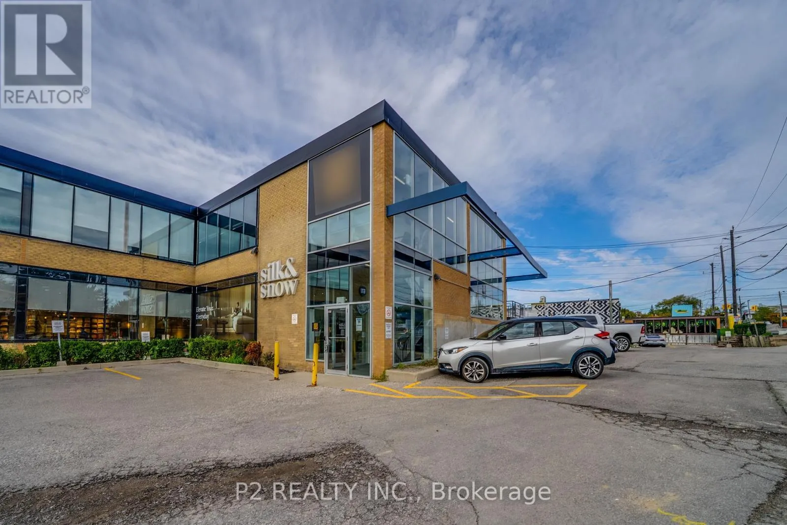 Offices for rent: 301 - 670 Caledonia Road, Toronto, Ontario M6E 4V9