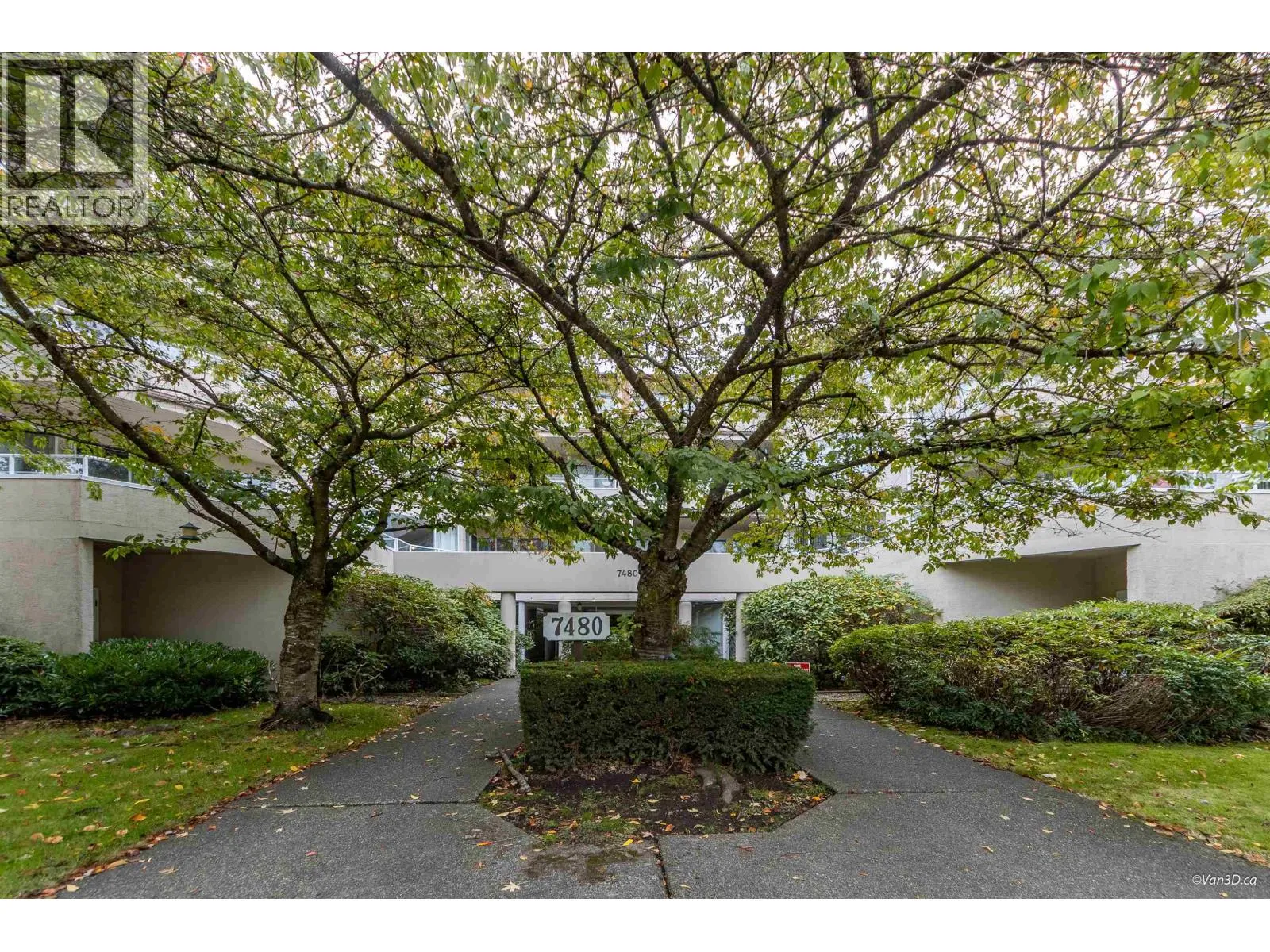 Apartment for rent: 301 7480 Gilbert Road, Richmond, British Columbia V7C 3W2