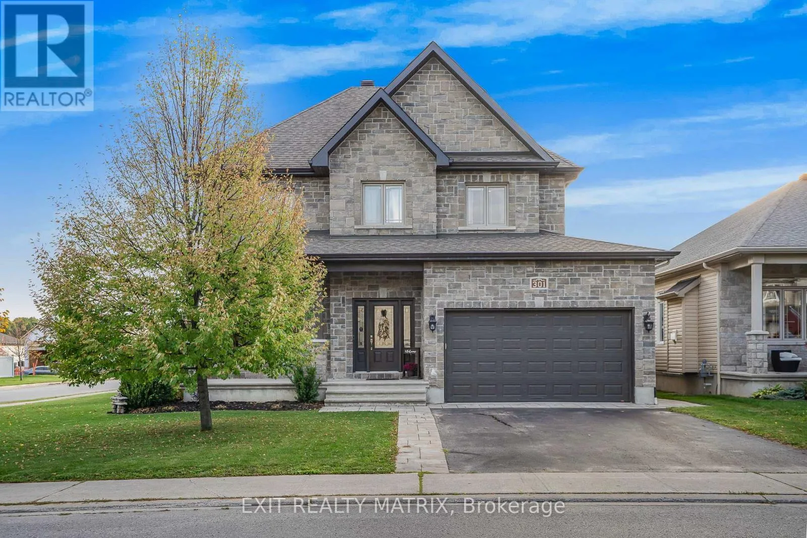 House for rent: 301 Colmar Street, Russell, Ontario K0A 1W0