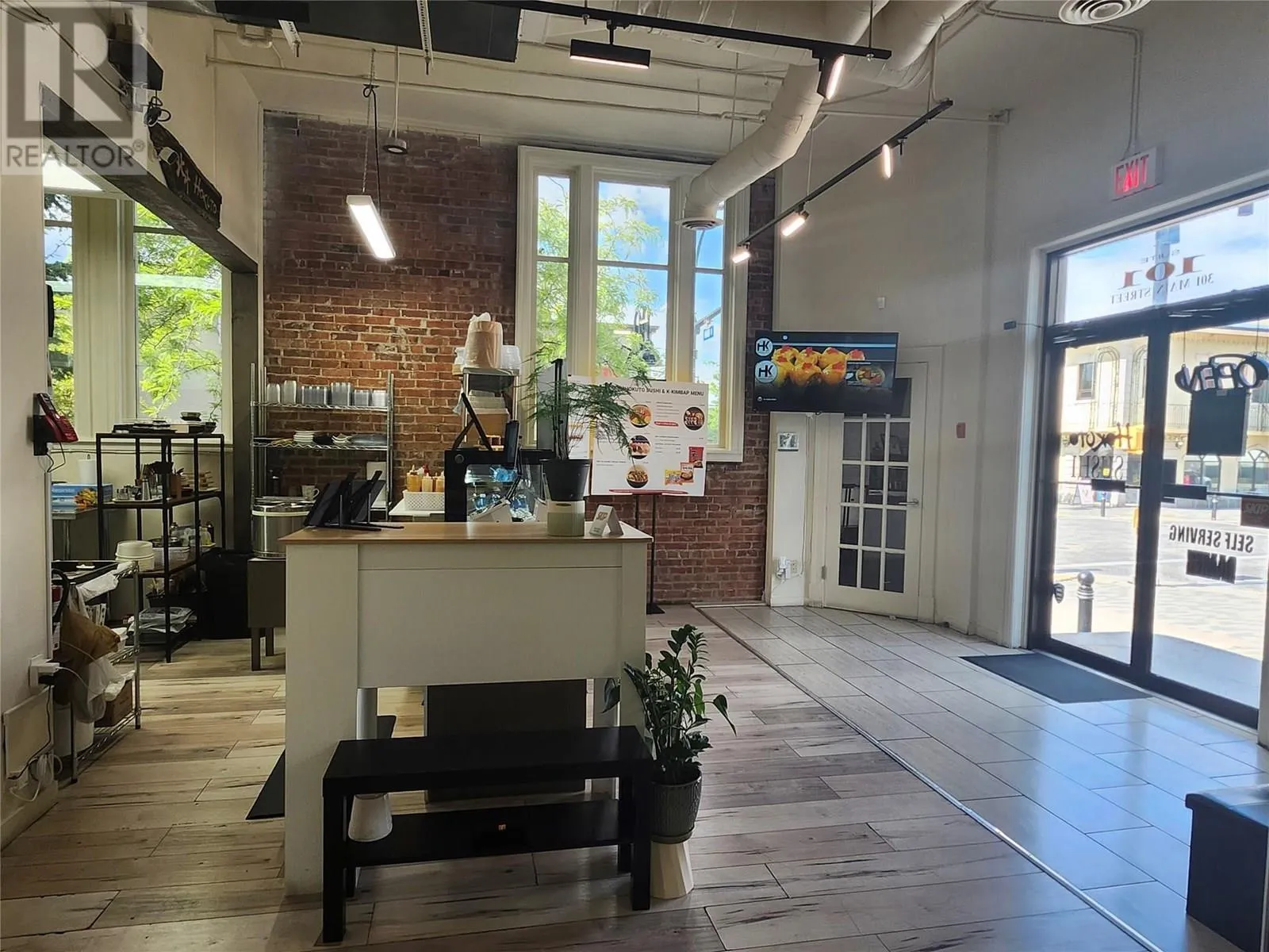 Retail for rent: 301 Main Street Unit# 101, Penticton, British Columbia V2A 5B7