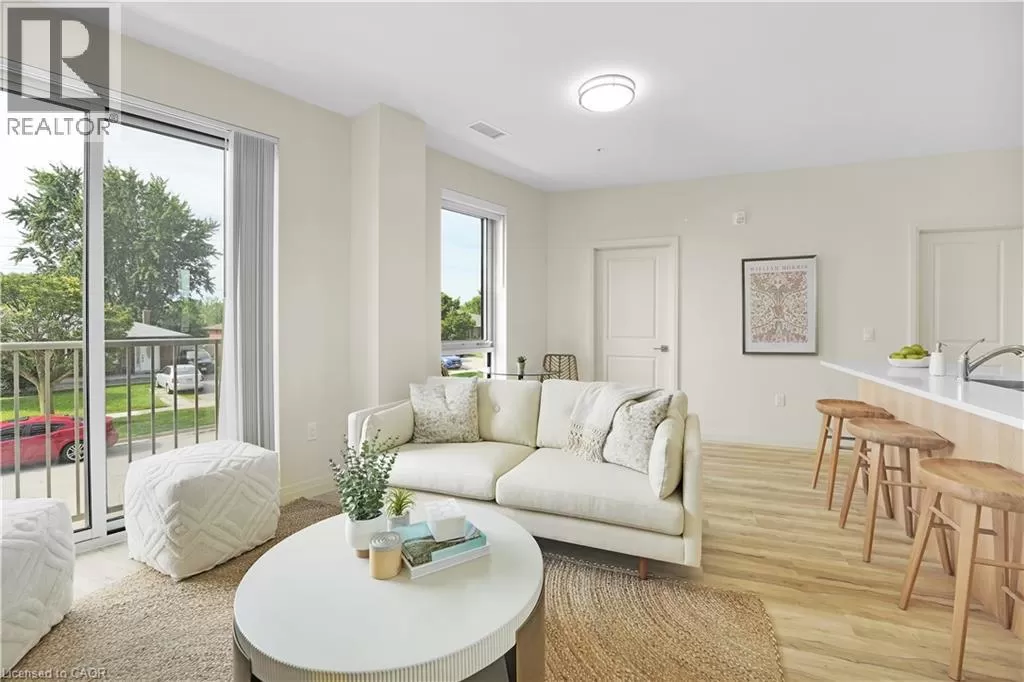 Apartment for rent: 301 Westmount Road W Unit# 205, Kitchener, Ontario N2M 5M9