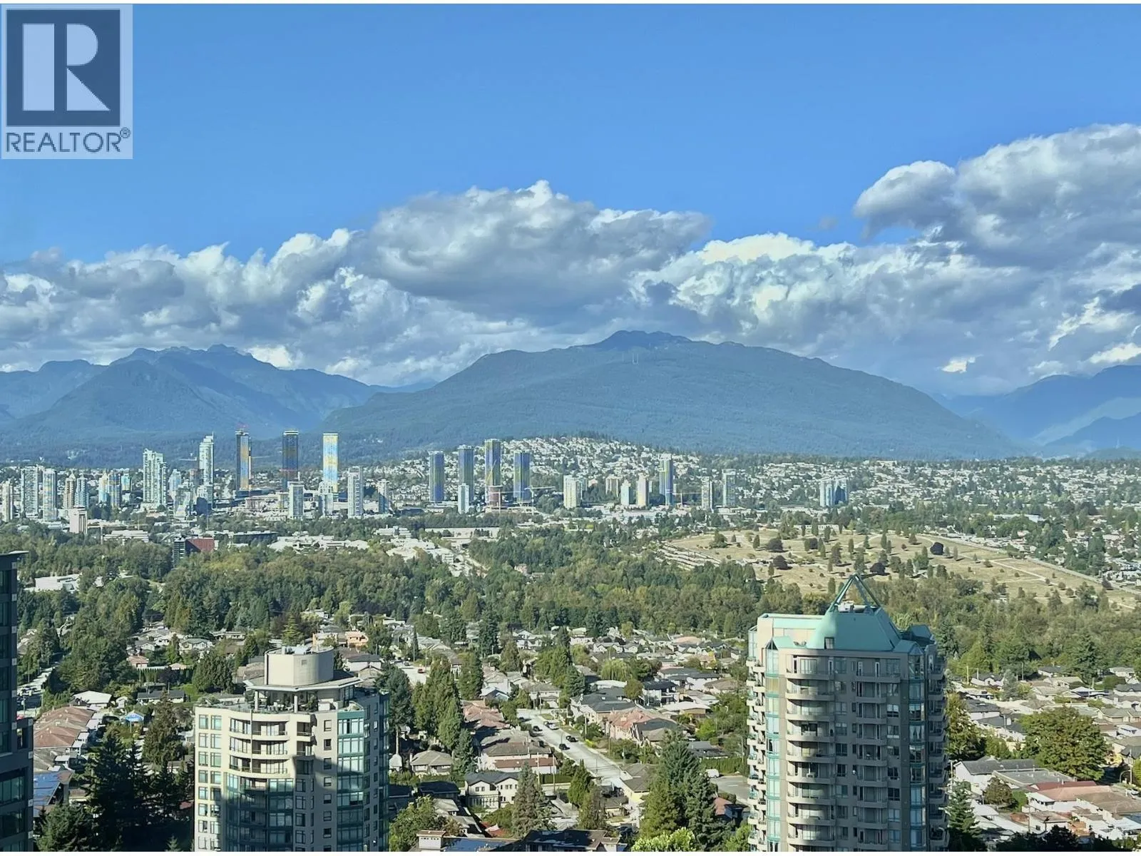 Apartment for rent: 3010 4670 Assembly Way, Burnaby, British Columbia V5H 0H3