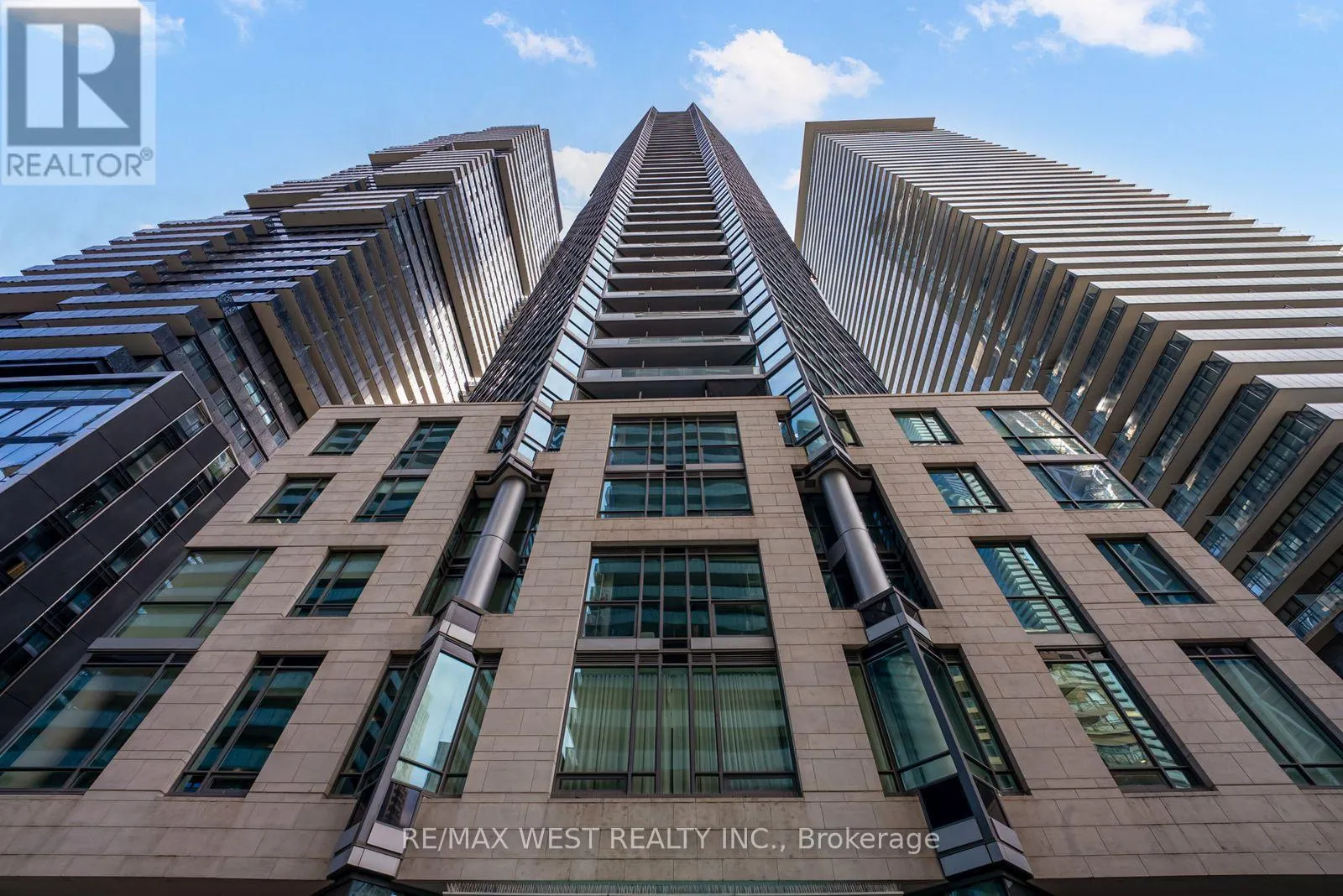 Apartment for rent: 3011 - 45 Charles Street E, Toronto, Ontario M4Y 1S2