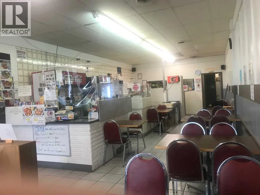 Commercial Mix for rent: 3012 17 Avenue Se, Calgary, Alberta T2A 0P9