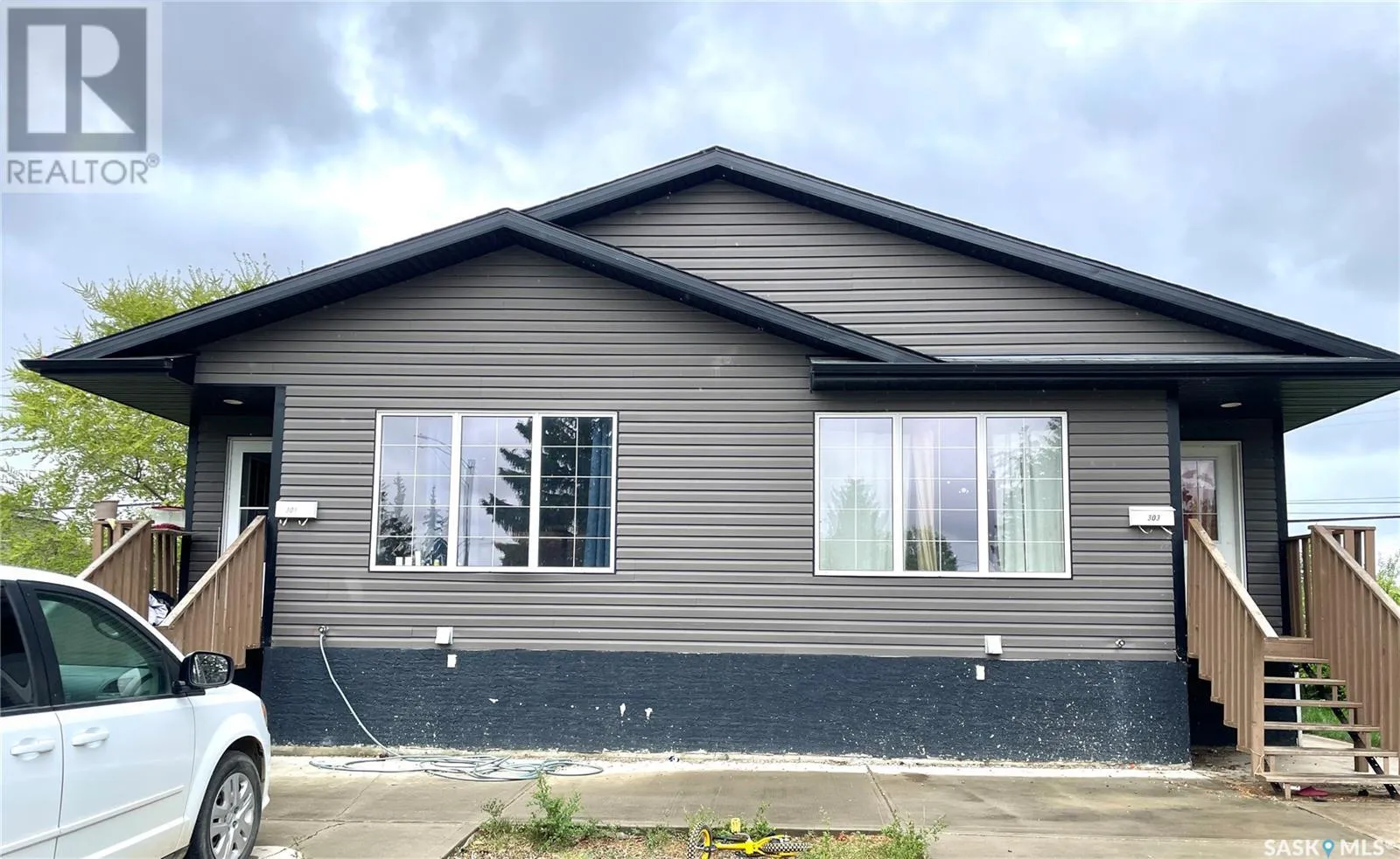 Duplex for rent: 301/303 30th Street, Battleford, Saskatchewan S0M 0E0